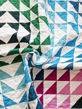 Load image into Gallery viewer, Wavelet PAPER Quilt Pattern
