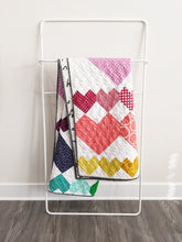 Load image into Gallery viewer, Cordate PAPER Quilt Pattern