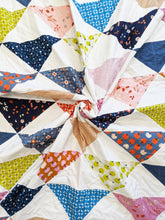 Load image into Gallery viewer, Drift PDF Quilt Pattern - Automatic Download
