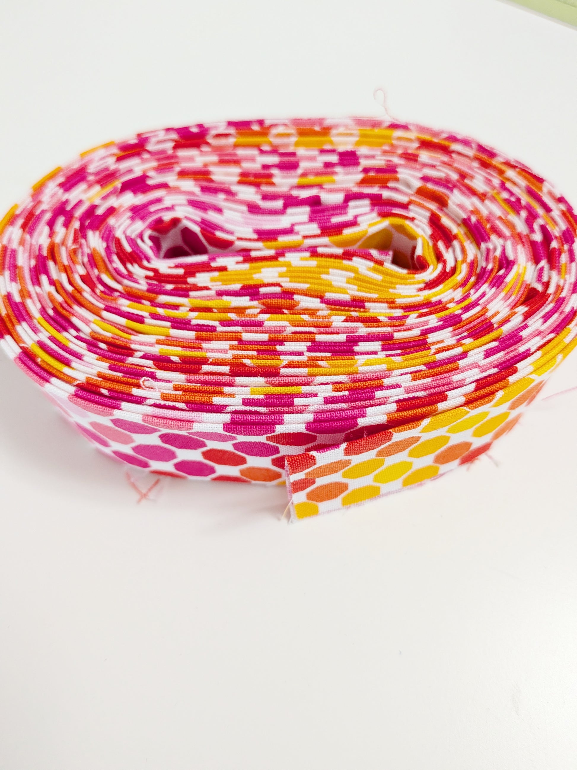 Quilt Binding - Happy Notes - 336 inches