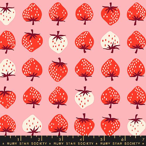 Strawberry Balmy, 1/2 Yard