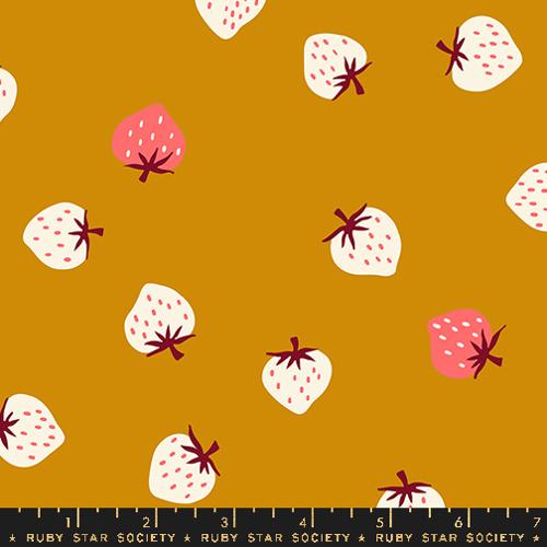 Strawberry Toss Butterscotch, 1/2 Yard