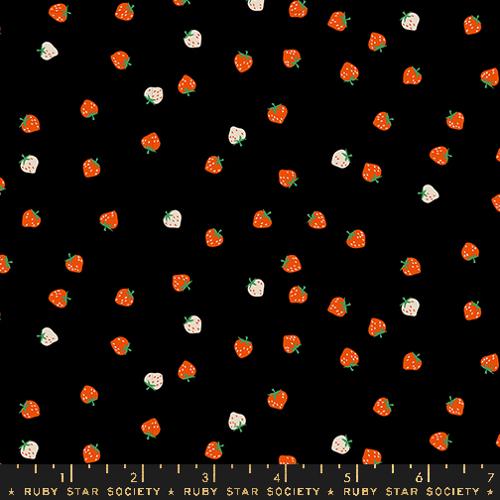 Strawberry Mini Berry Black, 1/2 Yard
