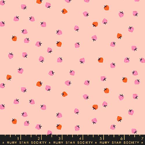 Strawberry Mini Berry Pale Peach, 1/2 Yard
