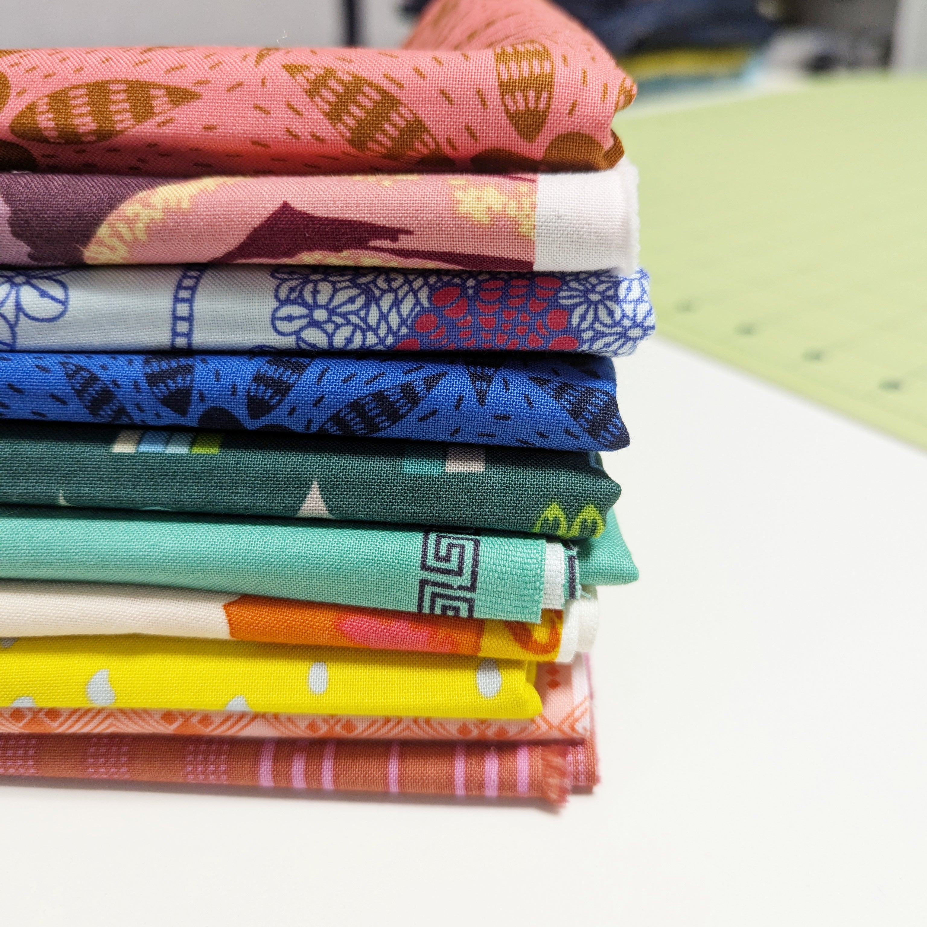 Anna Maria Rainbow Bundle of 10 Fat Quarters