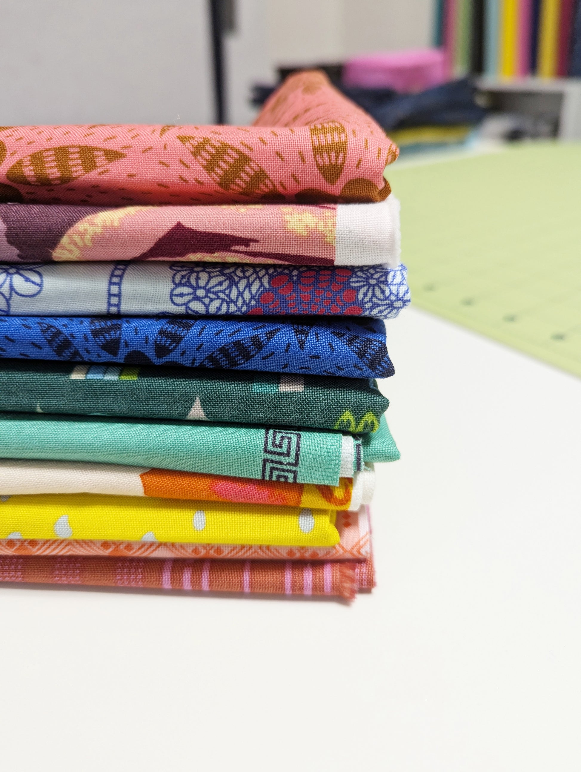 Anna Maria Rainbow Bundle of 10 Fat Quarters
