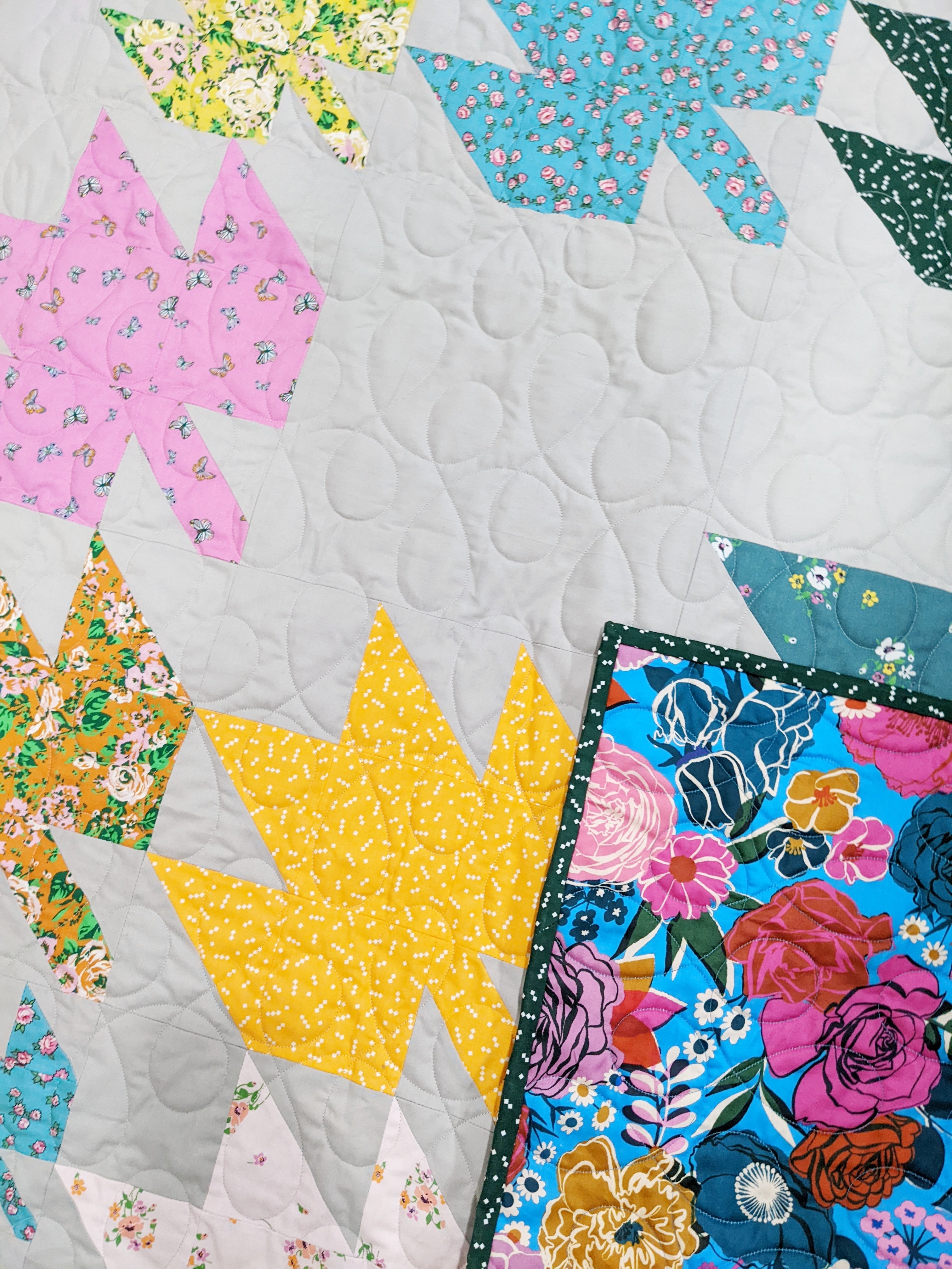 SAMPLE SALE - Changing Leaves Quilt