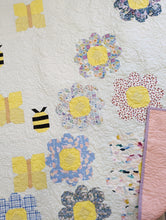 Load image into Gallery viewer, Butterfly Blooms PDF Quilt Pattern - Automatic Download
