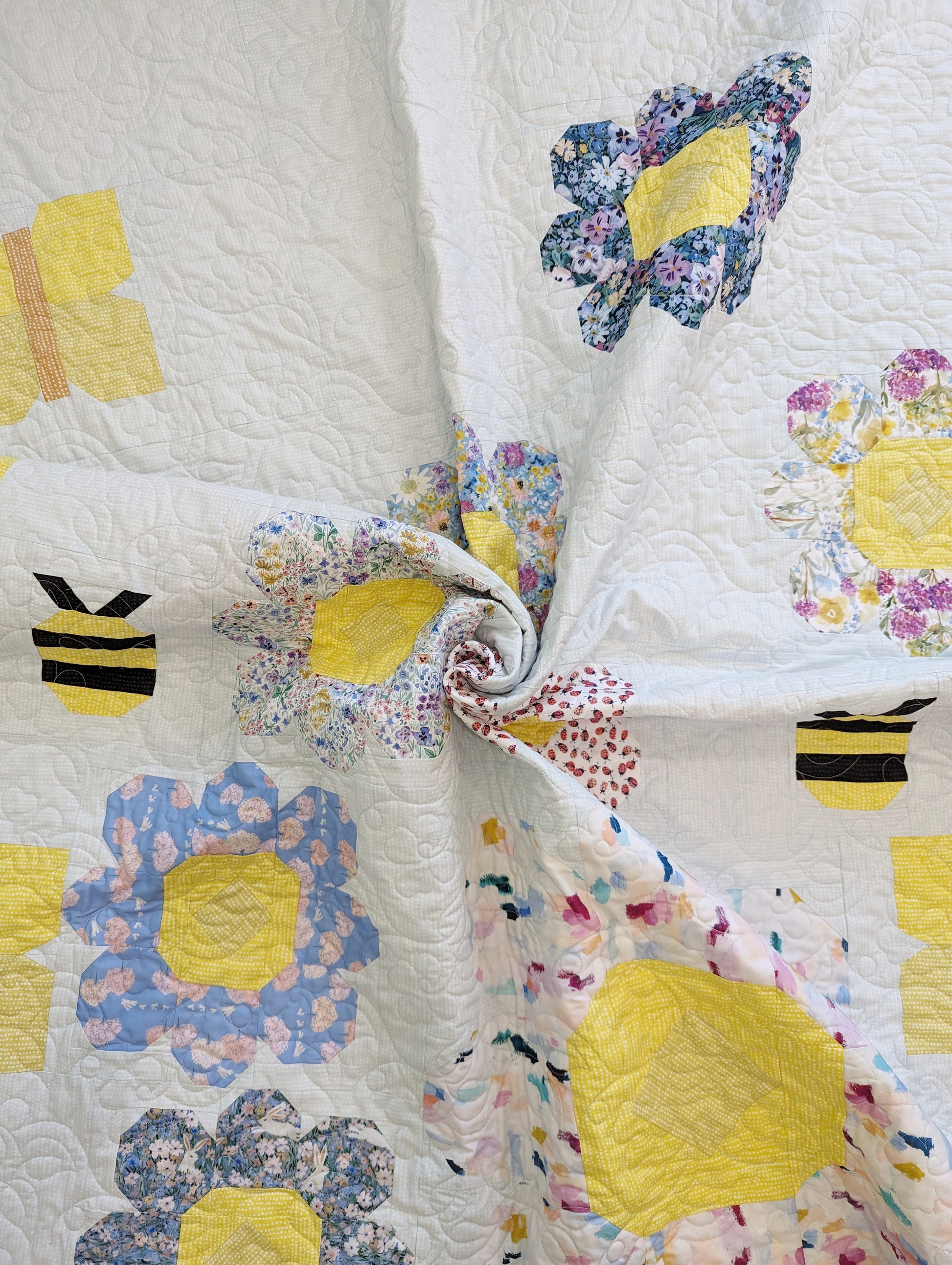 SAMPLE SALE - Butterfly Blooms Quilt