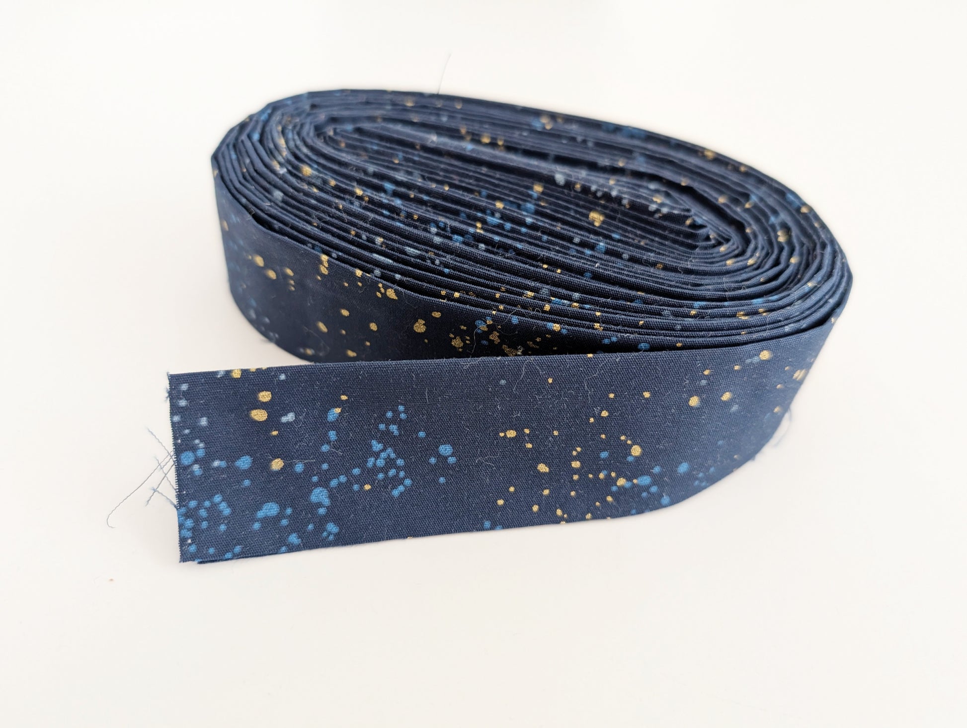Quilt Binding - Speckled Navy - 336 inches