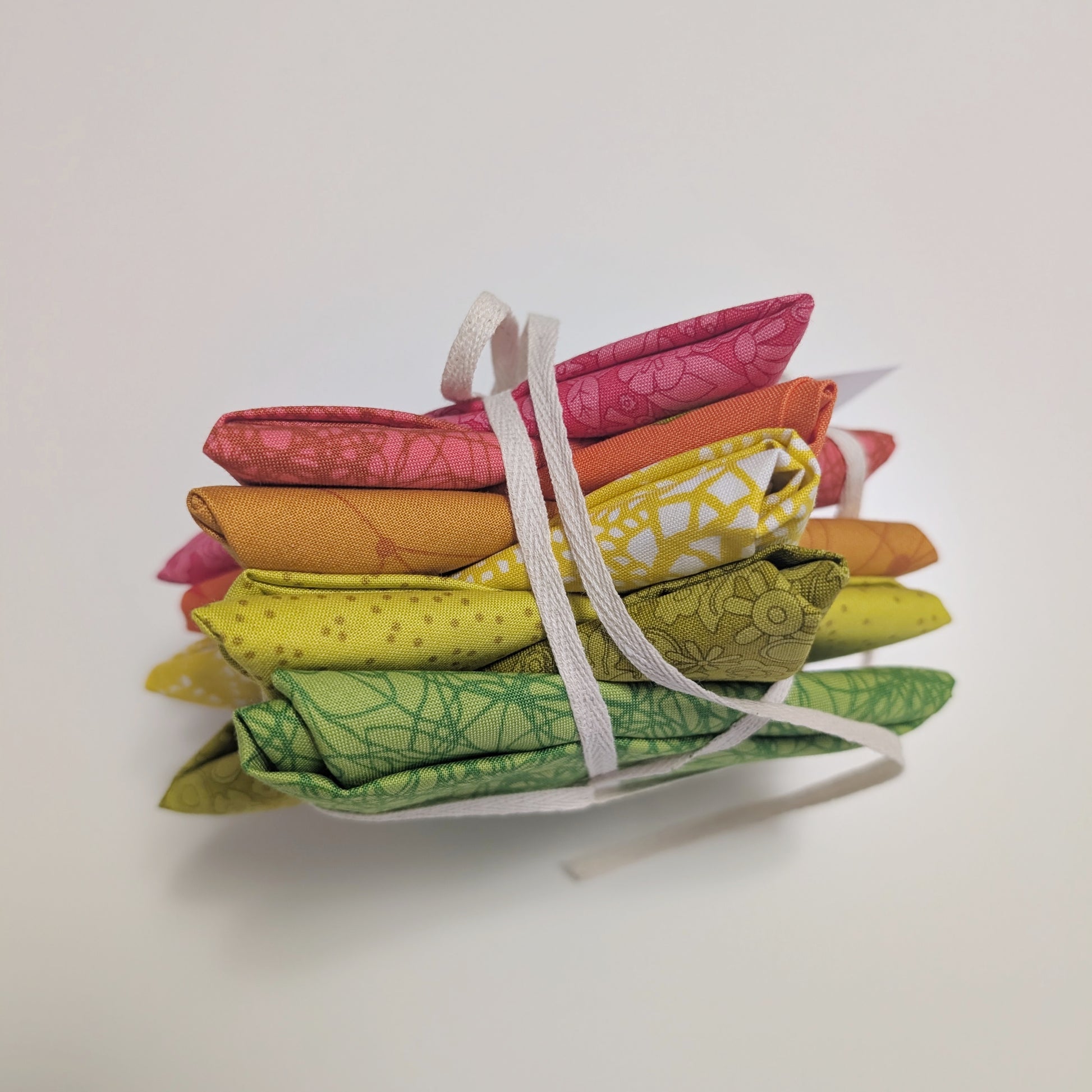 Citrus Pop Bundle of 8 Fat Quarters