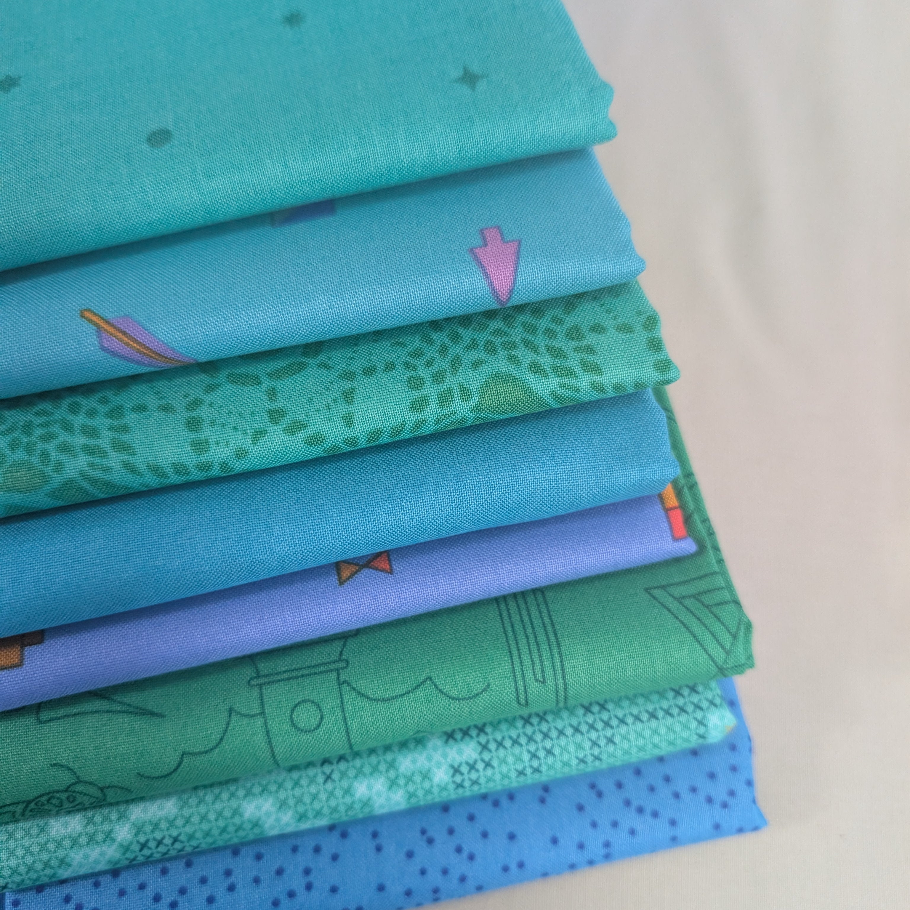 Seaglass Shoreline Bundle of 8 Fat Quarters