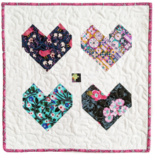 Load image into Gallery viewer, Cordate Mini PDF Quilt Pattern - Automatic Download
