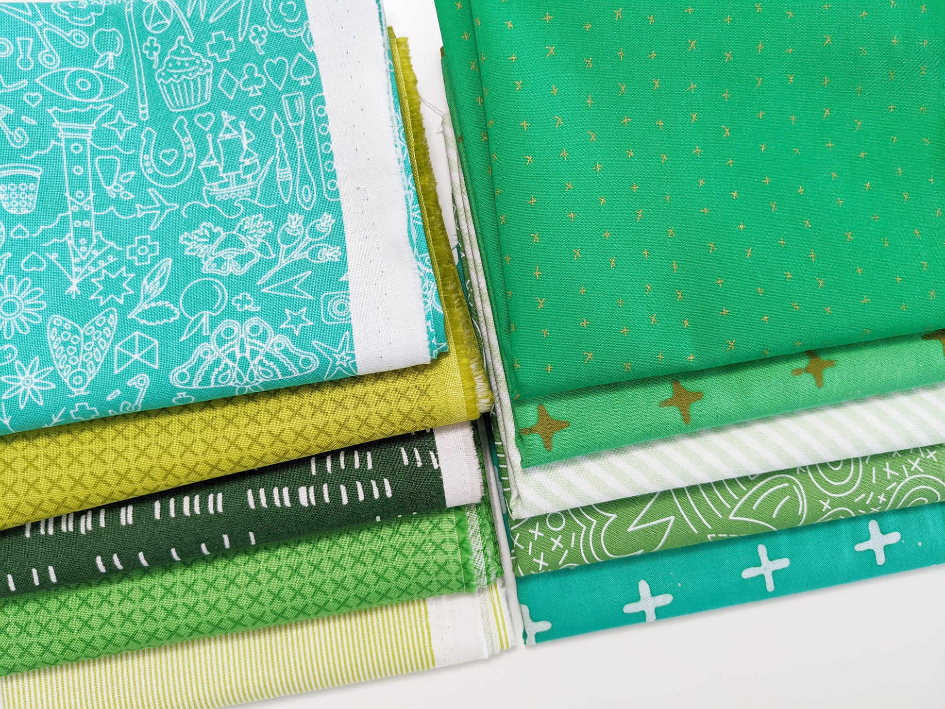 Booster Bundle of 10 Green Fat Quarters